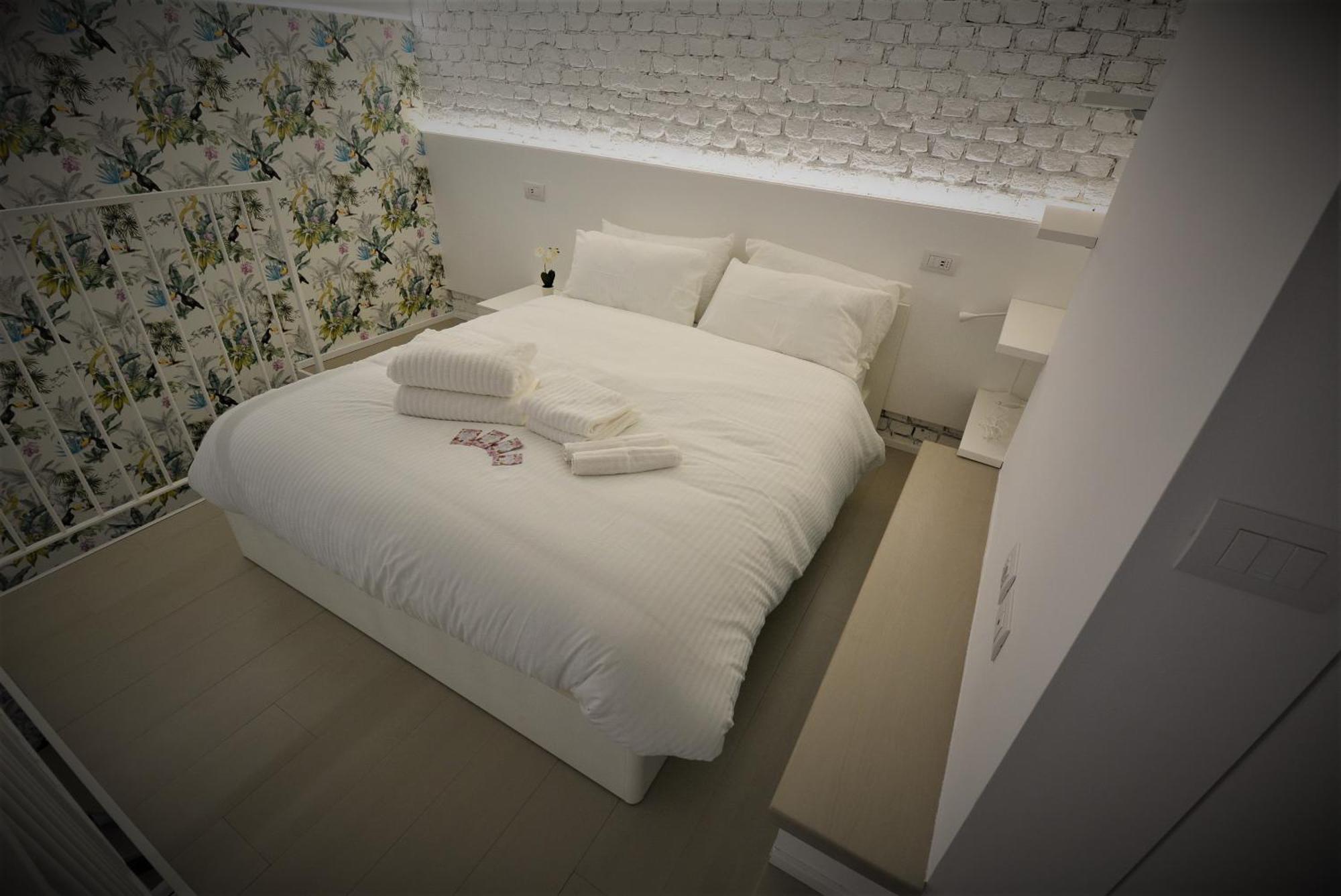Milano Apartments Lombardini 1 ภายนอก รูปภาพ